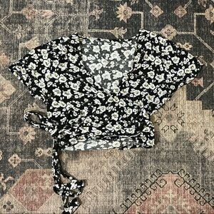 Floral Black and White Crop Top